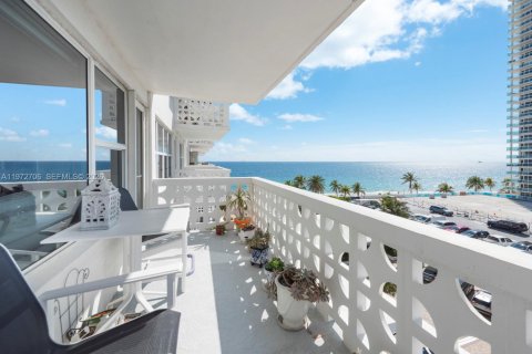 Copropriété à vendre à Fort Lauderdale, Floride: 2 chambres, 110.55 m2 № 2041439 - photo 8