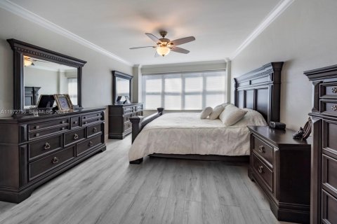 Copropriété à vendre à Fort Lauderdale, Floride: 2 chambres, 110.55 m2 № 2041439 - photo 10