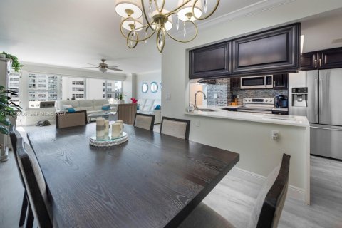 Copropriété à vendre à Fort Lauderdale, Floride: 2 chambres, 110.55 m2 № 2041439 - photo 5