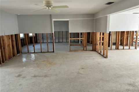 House in Sarasota, Florida 2 bedrooms, 146.51 sq.m. № 1767766 - photo 7