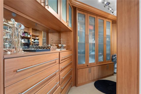 Copropriété à louer à Sunny Isles Beach, Floride: 3 chambres, 266.07 m2 № 2051565 - photo 24