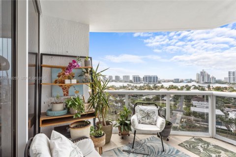 Copropriété à louer à Sunny Isles Beach, Floride: 3 chambres, 266.07 m2 № 2051565 - photo 16