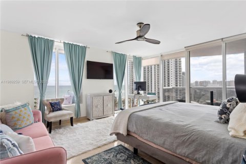 Copropriété à louer à Sunny Isles Beach, Floride: 3 chambres, 266.07 m2 № 2051565 - photo 21