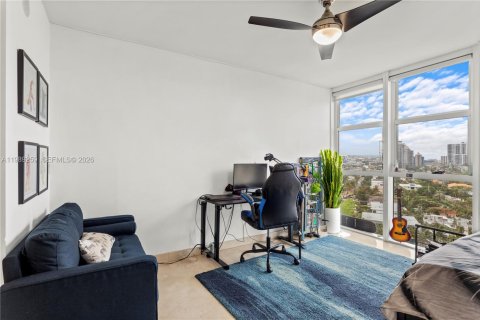 Copropriété à louer à Sunny Isles Beach, Floride: 3 chambres, 266.07 m2 № 2051565 - photo 25