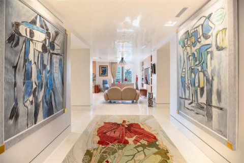 Condominio en venta en Miami, Florida, 4 dormitorios, 413.69 m2 № 1935426 - foto 7