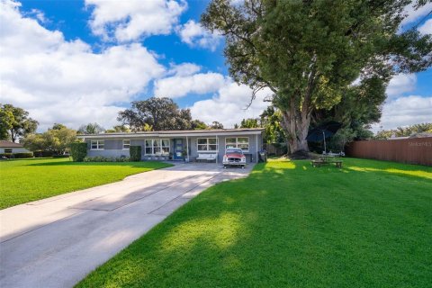 House in Winter Park, Florida 4 bedrooms, 159.61 sq.m. № 1873655 - photo 30