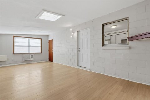 Villa ou maison à vendre à Brandon, Floride: 4 chambres, 138.42 m2 № 2148082 - photo 27