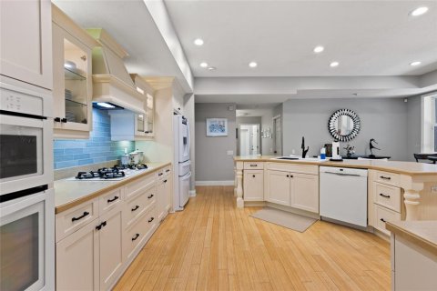 Villa ou maison à vendre à Gainesville, Floride: 4 chambres, 272.3 m2 № 1659838 - photo 17