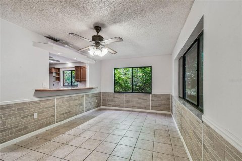 Casa en venta en New Port Richey, Florida, 3 dormitorios, 171.68 m2 № 1919855 - foto 9