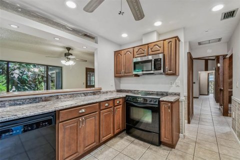 Casa en venta en New Port Richey, Florida, 3 dormitorios, 171.68 m2 № 1919855 - foto 7