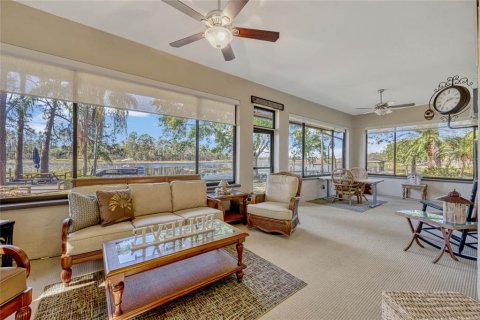 House in Winter Garden, Florida 3 bedrooms, 255.48 sq.m. № 1574785 - photo 10