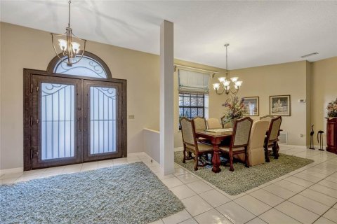 House in Winter Garden, Florida 3 bedrooms, 255.48 sq.m. № 1574785 - photo 5