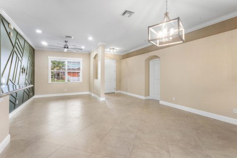 Villa ou maison à vendre à Port St. Lucie, Floride: 3 chambres, 168.71 m2 № 2083830 - photo 11