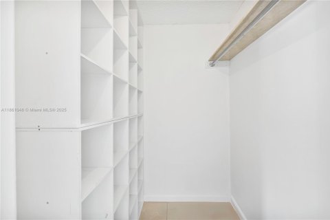 Condominio en alquiler en Fort Lauderdale, Florida, 1 dormitorio, 56.58 m2 № 1889482 - foto 20