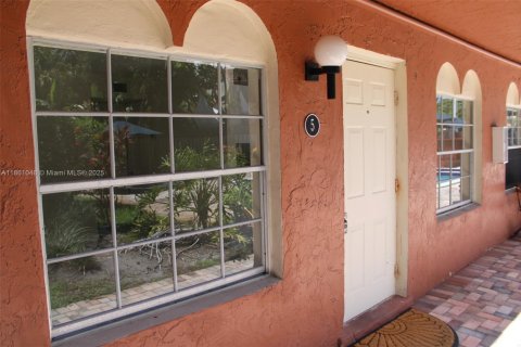 Copropriété à louer à Fort Lauderdale, Floride: 1 chambre, 56.58 m2 № 1889482 - photo 4