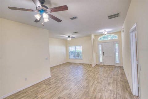 House in Orlando, Florida 3 bedrooms, 165.37 sq.m. № 1885128 - photo 5