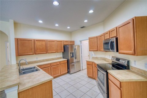 House in Orlando, Florida 3 bedrooms, 165.37 sq.m. № 1885128 - photo 3