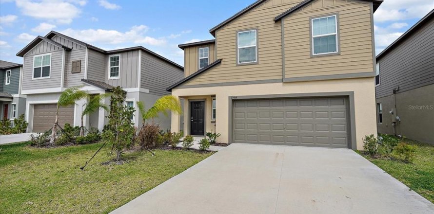 House in Parrish, Florida 4 bedrooms, 173.36 sq.m. № 1579070