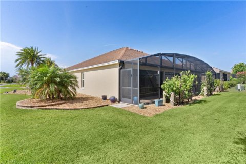 House in The Villages, Florida 3 bedrooms, 224.36 sq.m. № 1762046 - photo 5