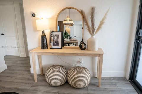 Villa ou maison à vendre à Miami, Floride: 3 chambres, 133.13 m2 № 1966229 - photo 6