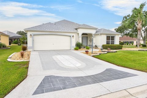 House in The Villages, Florida 3 bedrooms, 178.37 sq.m. № 2403588 - photo 20