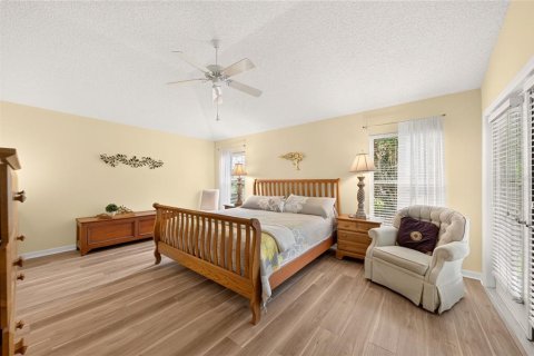 House in The Villages, Florida 3 bedrooms, 178.37 sq.m. № 2403588 - photo 10