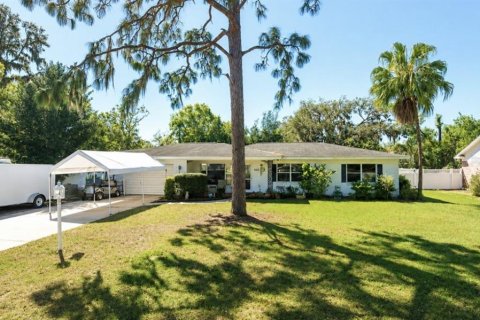 Villa ou maison à Brandon, Floride 3 chambres, 133.41 m2 № 2318855