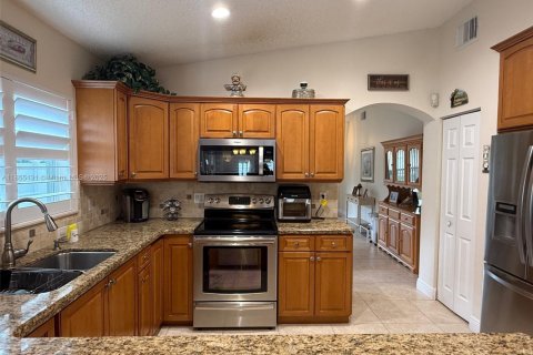 Casa en venta en Pembroke Pines, Florida, 3 dormitorios, 154.5 m2 № 1878728 - foto 15