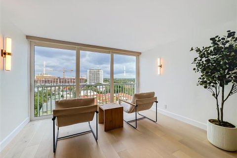 Condo in Sarasota, Florida, 2 bedrooms № 2379497 - photo 19