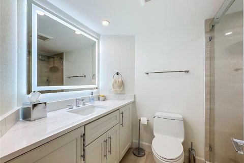 Condo in Sarasota, Florida, 2 bedrooms № 2379497 - photo 28