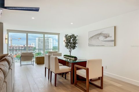 Condo in Sarasota, Florida, 2 bedrooms № 2379497 - photo 14