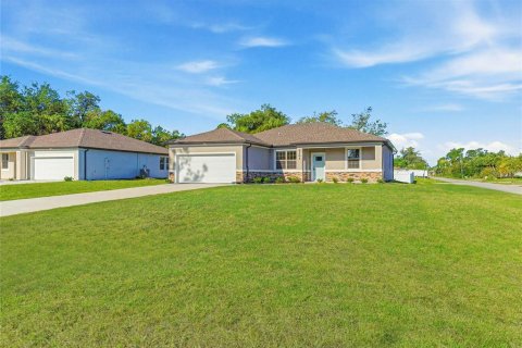 Villa ou maison à vendre à North Port, Floride: 4 chambres, 168.15 m2 № 2152327 - photo 5