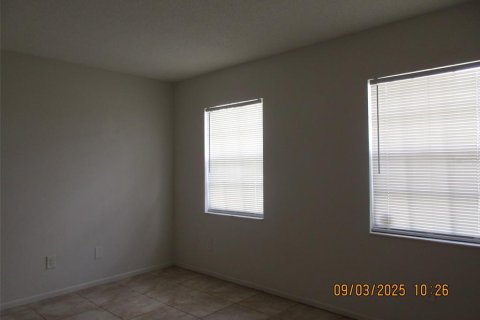 Villa ou maison à louer à Kissimmee, Floride: 2 chambres, 92.9 m2 № 1915284 - photo 12