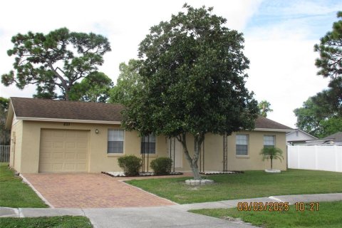 Casa en alquiler en Kissimmee, Florida, 2 dormitorios, 92.9 m2 № 1915284 - foto 1