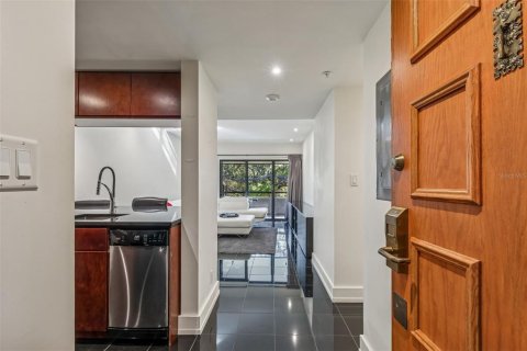 Condominio en venta en Palm Harbor, Florida, 1 dormitorio, 56.67 m2 № 2102827 - foto 2