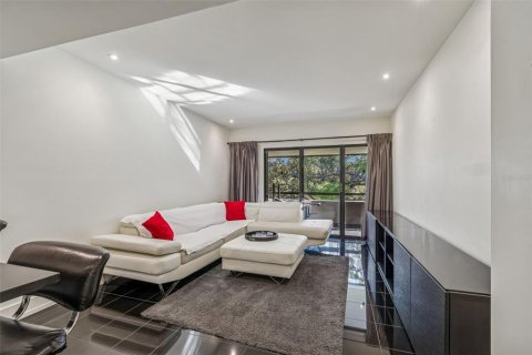 Condominio en venta en Palm Harbor, Florida, 1 dormitorio, 56.67 m2 № 2102827 - foto 10