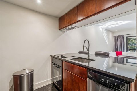 Condominio en venta en Palm Harbor, Florida, 1 dormitorio, 56.67 m2 № 2102827 - foto 5