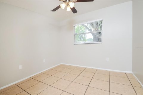 Villa ou maison à louer à Winter Haven, Floride: 3 chambres, 114.18 m2 № 1866103 - photo 7