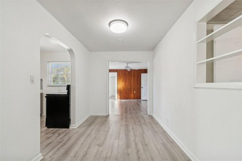 Villa ou maison à louer à Saint Petersburg, Floride: 3 chambres, 164.25 m2 № 2115525 - photo 6