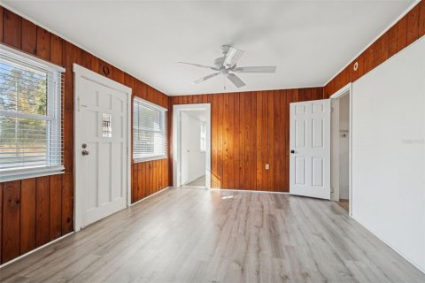 Villa ou maison à louer à Saint Petersburg, Floride: 3 chambres, 164.25 m2 № 2115525 - photo 12