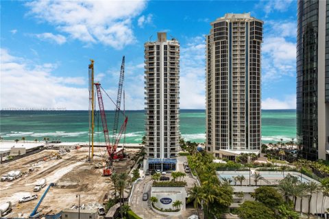 Condo in Sunny Isles Beach, Florida, 1 bedroom  № 1714105 - photo 26
