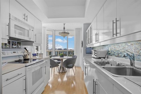 Купить кондоминиум в Авентура, Флорида 2 спальни, 173.73м2, № 1976764 - фото 14