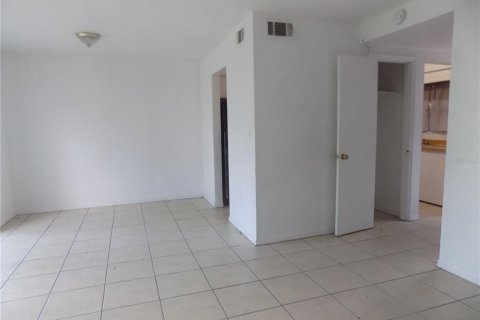 Apartment in Gainesville, Florida 2 bedrooms, 97.45 sq.m. № 2233628 - photo 16