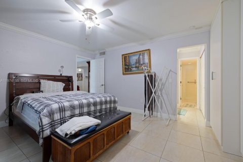 Купить кондоминиум в Майами, Флорида 3 спальни, 118.08м2, № 2035986 - фото 9