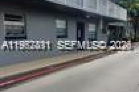 Condominio en venta en Plantation, Florida, 1 dormitorio, 68.38 m2 № 2024144 - foto 3