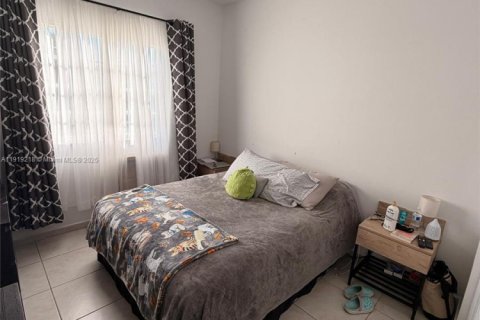 Copropriété à louer à Doral, Floride: 2 chambres, 80.82 m2 № 1975481 - photo 7