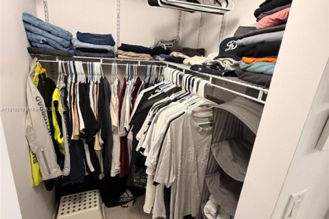 Copropriété à louer à Doral, Floride: 2 chambres, 80.82 m2 № 1975481 - photo 5