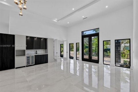 Villa ou maison à vendre à Fort Lauderdale, Floride: 3 chambres, 325.16 m2 № 2185894 - photo 13