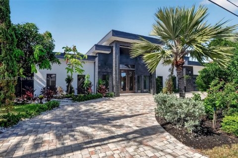 Villa ou maison à Fort Lauderdale, Floride 3 chambres, 325.16 m2 № 2185894