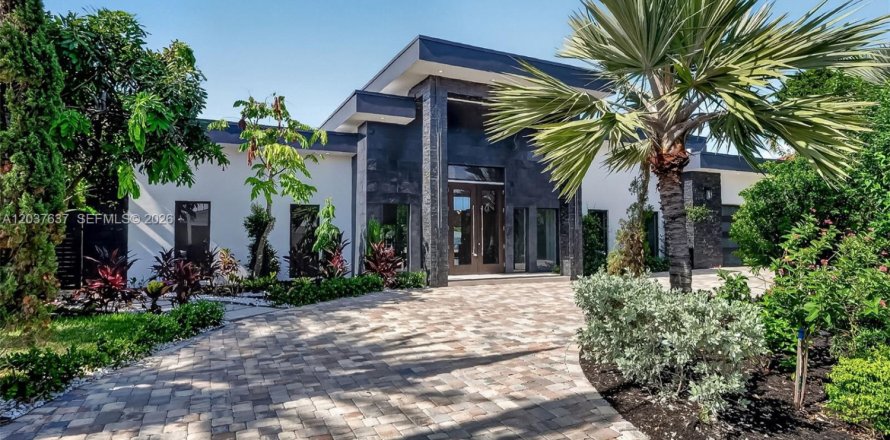 Villa ou maison à Fort Lauderdale, Floride 3 chambres, 325.16 m2 № 2185894